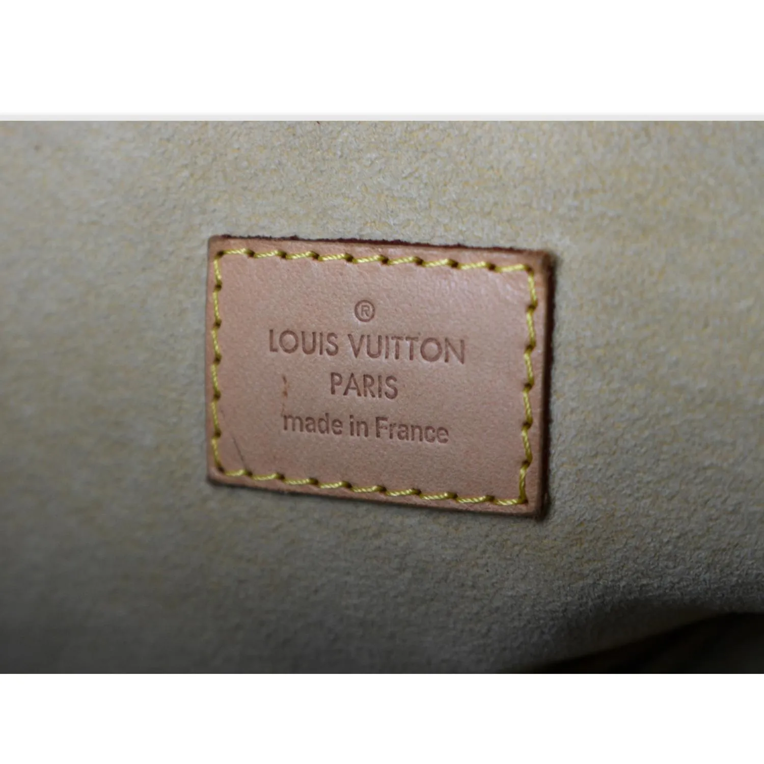 LOUIS VUITTON Artsy GM Monogram Canvas Hobo Bag Brown