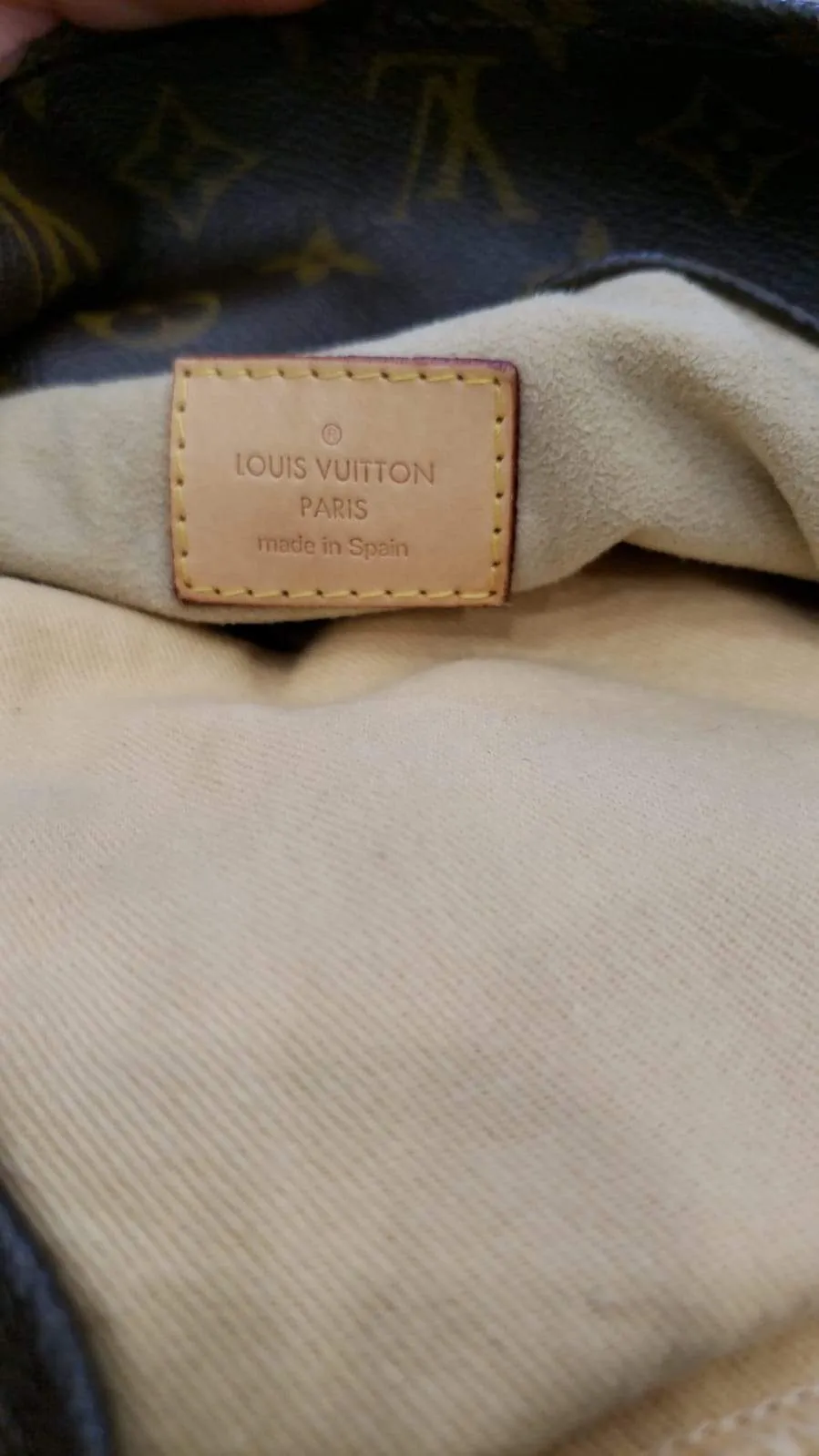 LOUIS VUITTON Artsy MM Monogram Canvas Shoulder Bag Brown