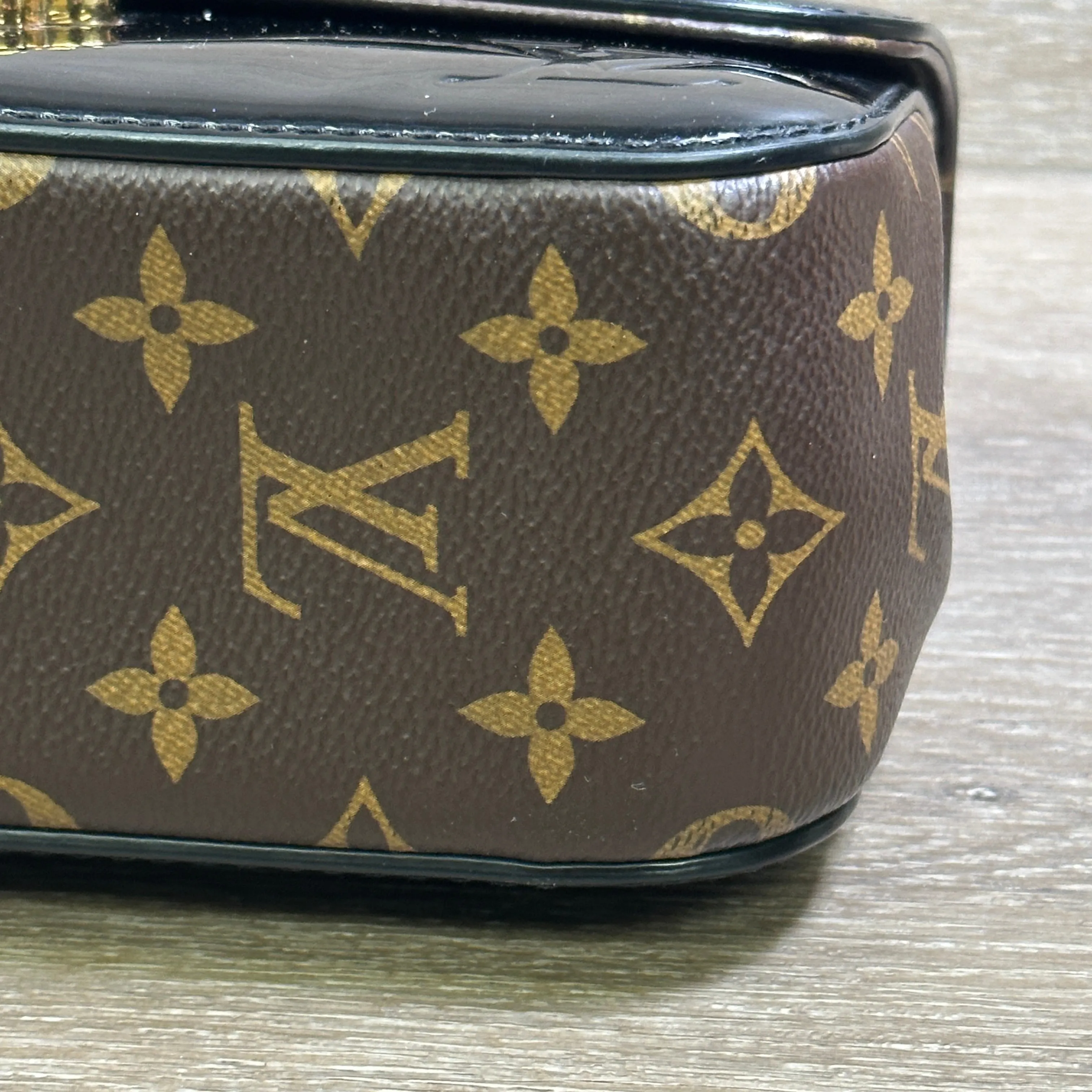 Louis Vuitton Cherrywood Handbag Vernis with Monogram Canvas BB