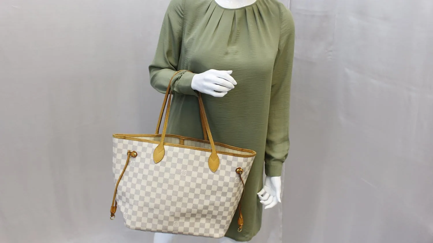 LOUIS VUITTON Damier Azur Neverfull MM Shoulder Bag