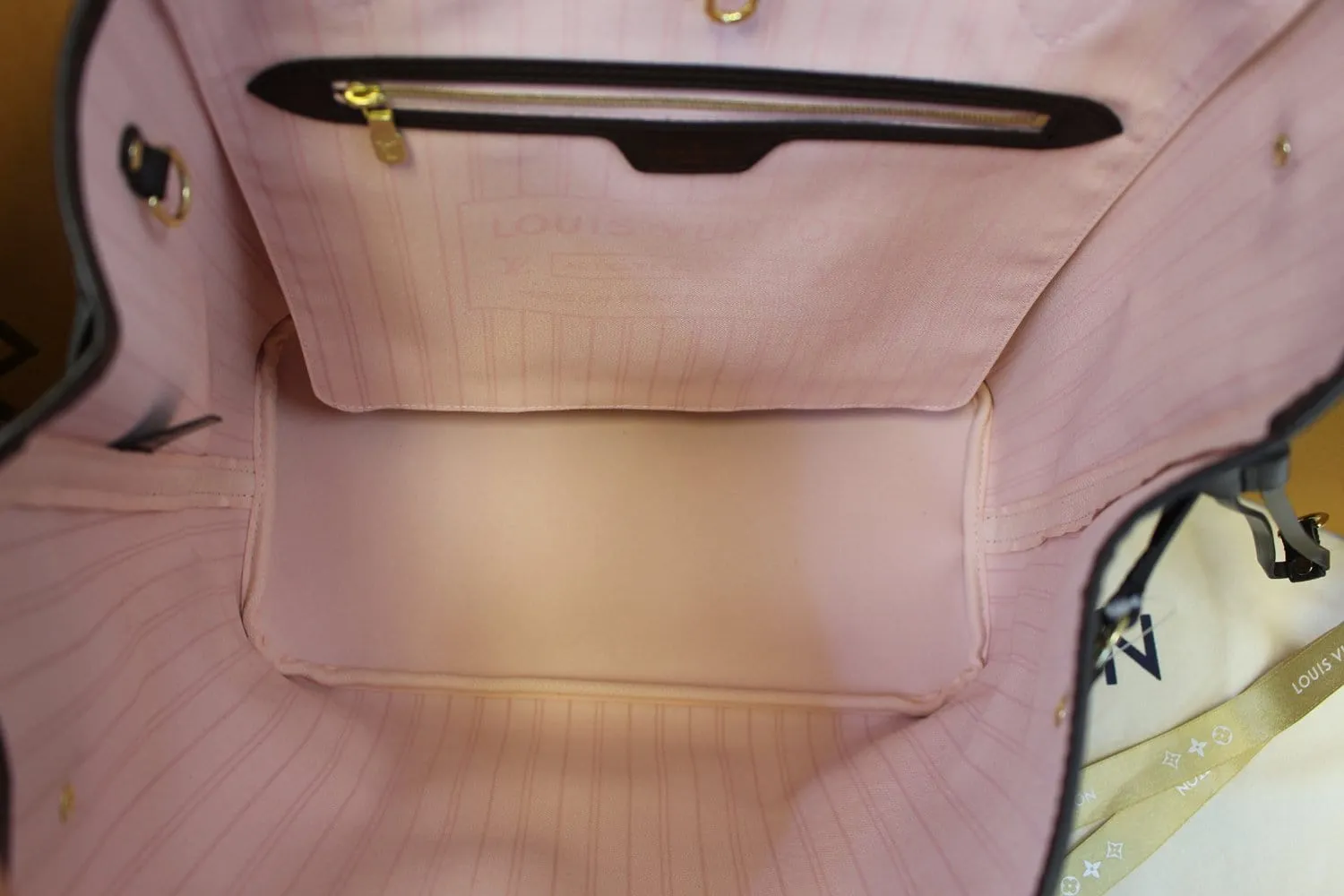 LOUIS VUITTON Damier Ebene Neverfull MM NM Pink Tote Bag