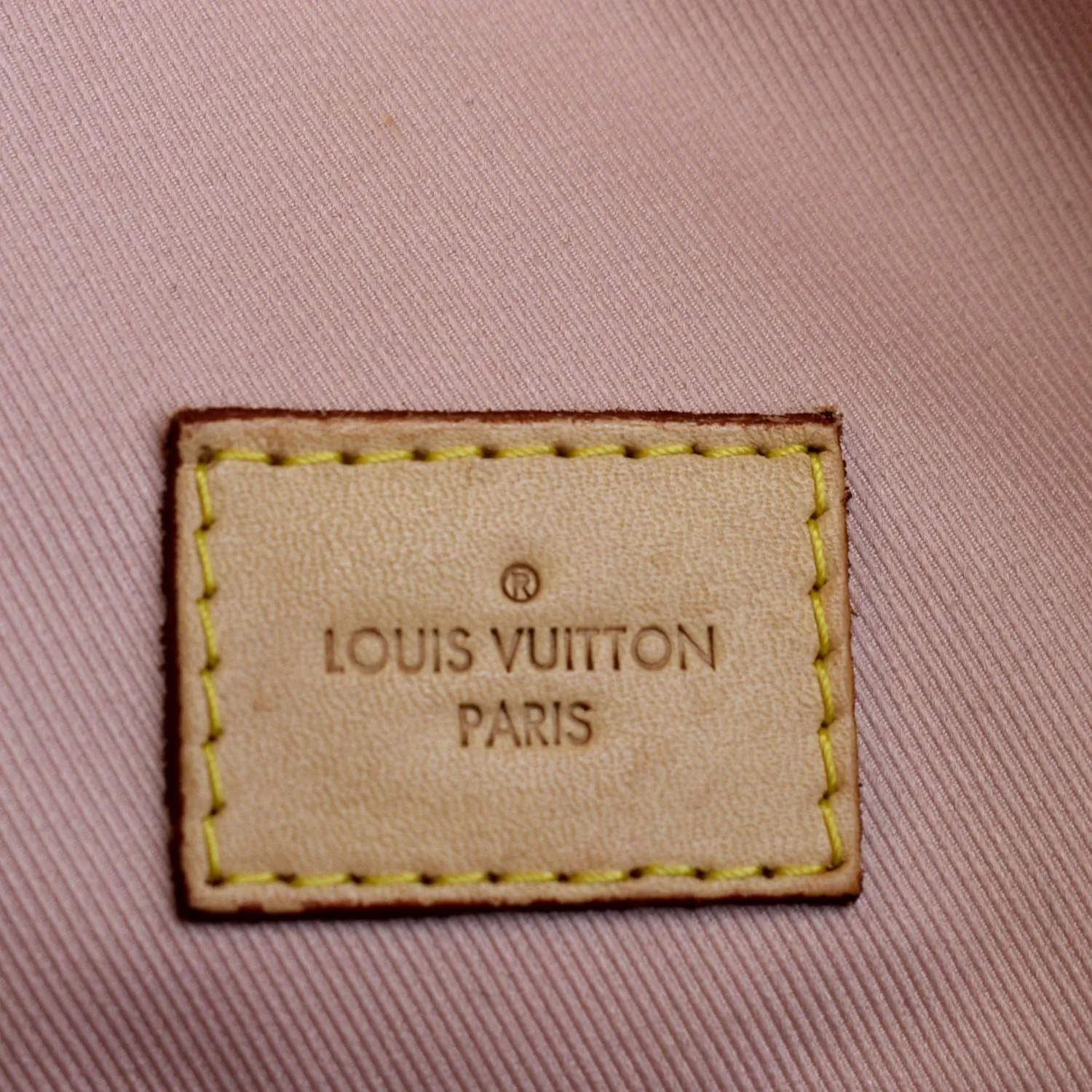 LOUIS VUITTON Graceful PM Damier Azur Shoulder Bag White