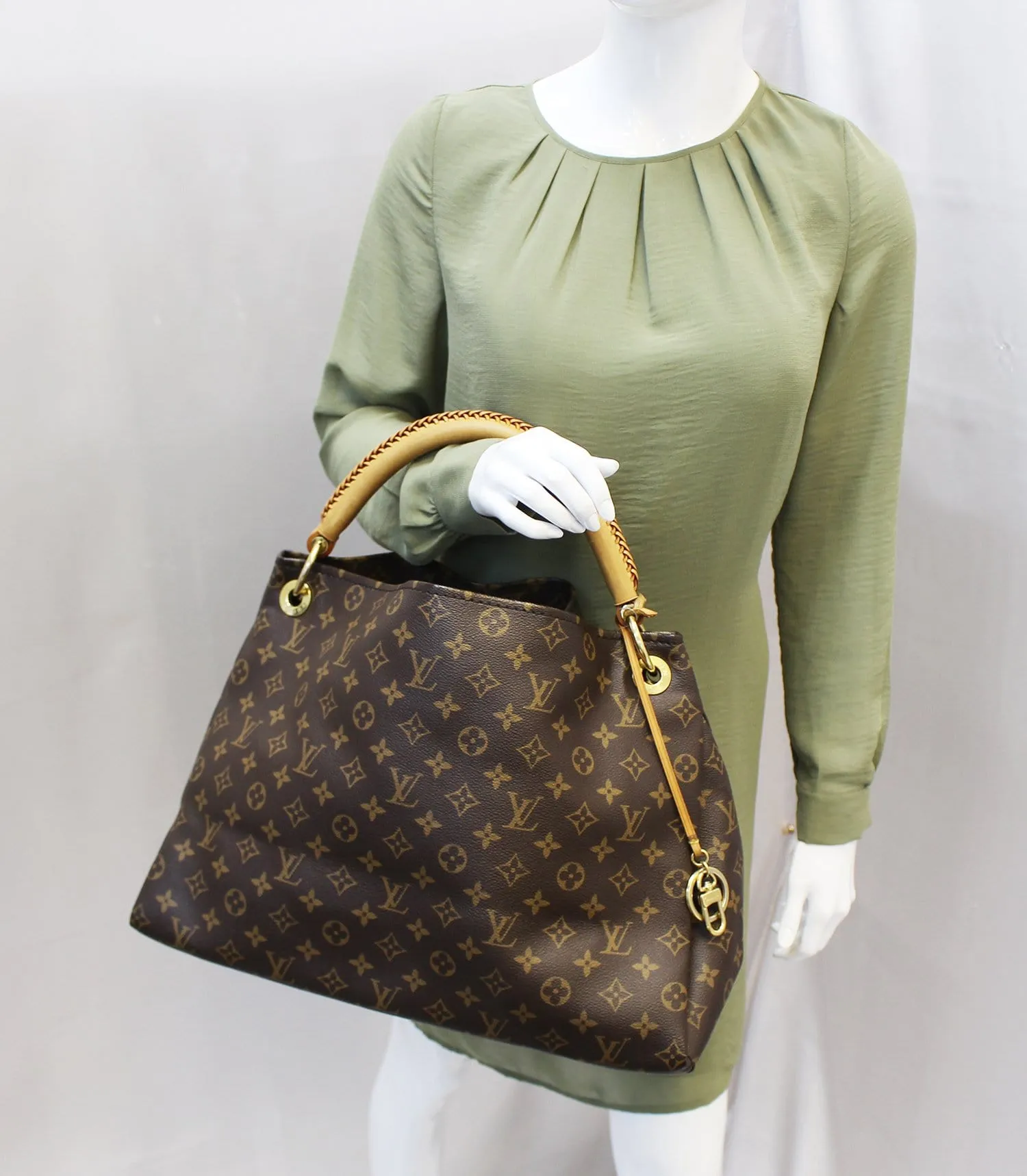 LOUIS VUITTON Handbag Artsy MM Monogram Canvas Tote Handbag
