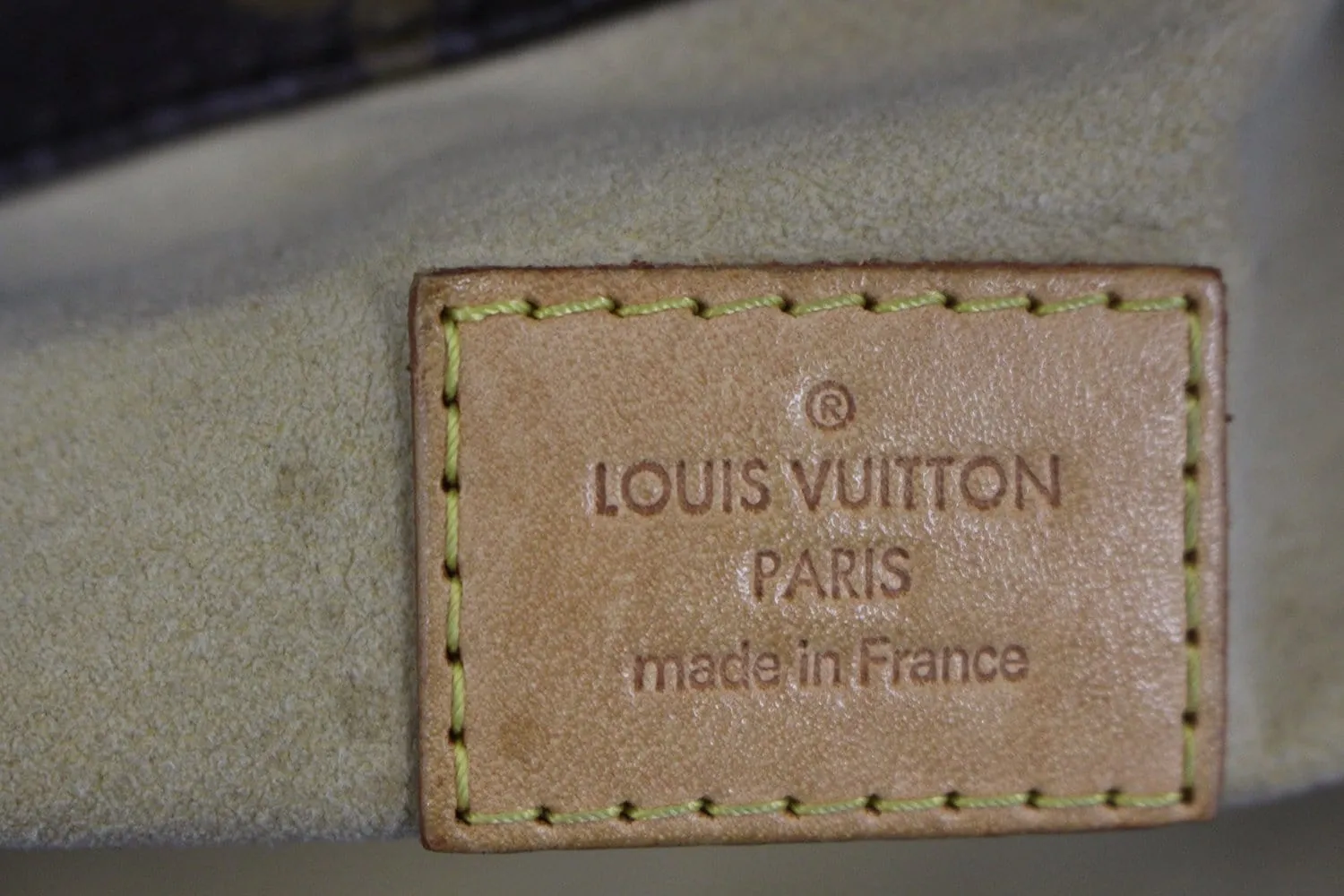LOUIS VUITTON Handbag Artsy MM Monogram Canvas Tote Handbag