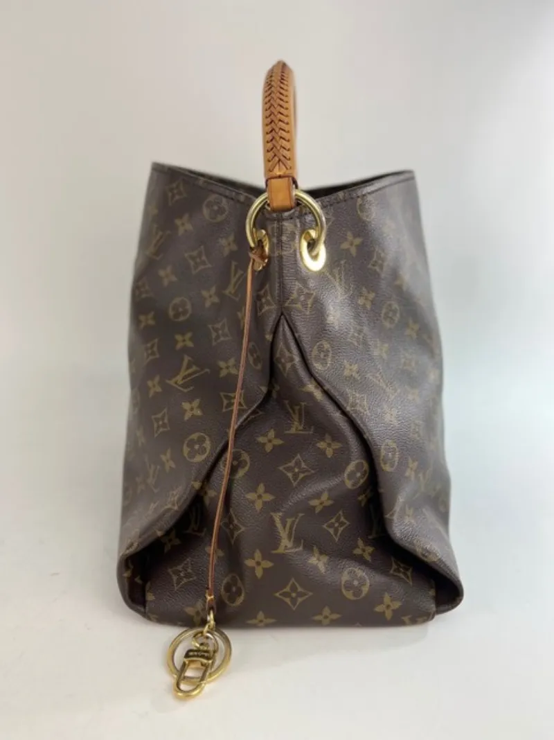 Louis Vuitton Monogram Artsy MM