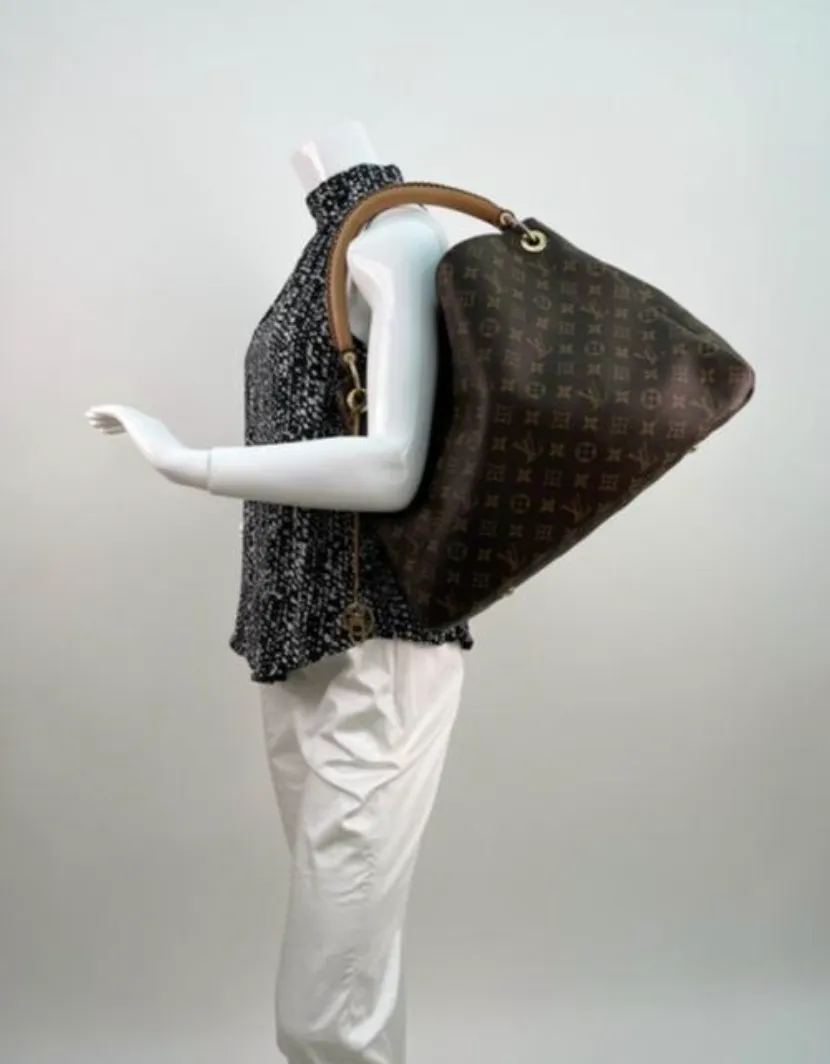 Louis Vuitton Monogram Artsy MM