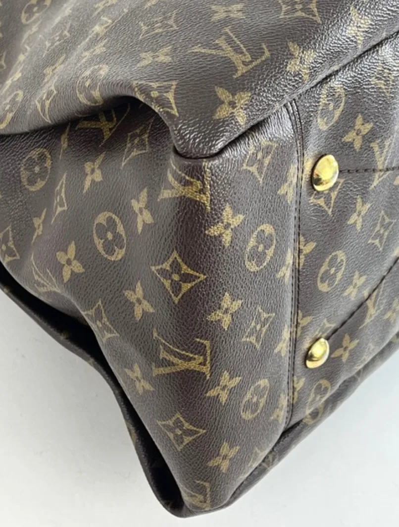 Louis Vuitton Monogram Artsy MM