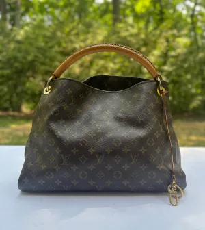 Louis Vuitton Monogram Artsy MM