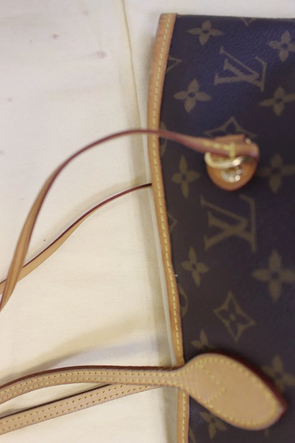 LOUIS VUITTON Monogram Canvas Neverfull GM Brown Tote Bag
