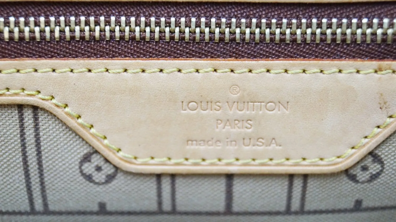 LOUIS VUITTON Monogram Canvas Neverfull PM Tote Shoulder Bag