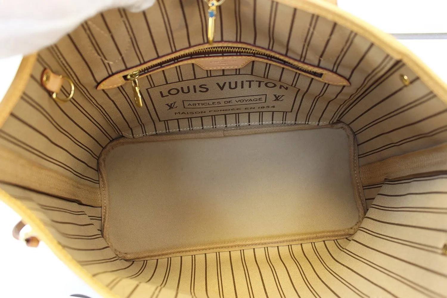 LOUIS VUITTON Monogram Canvas Neverfull PM Tote Shoulder Bag