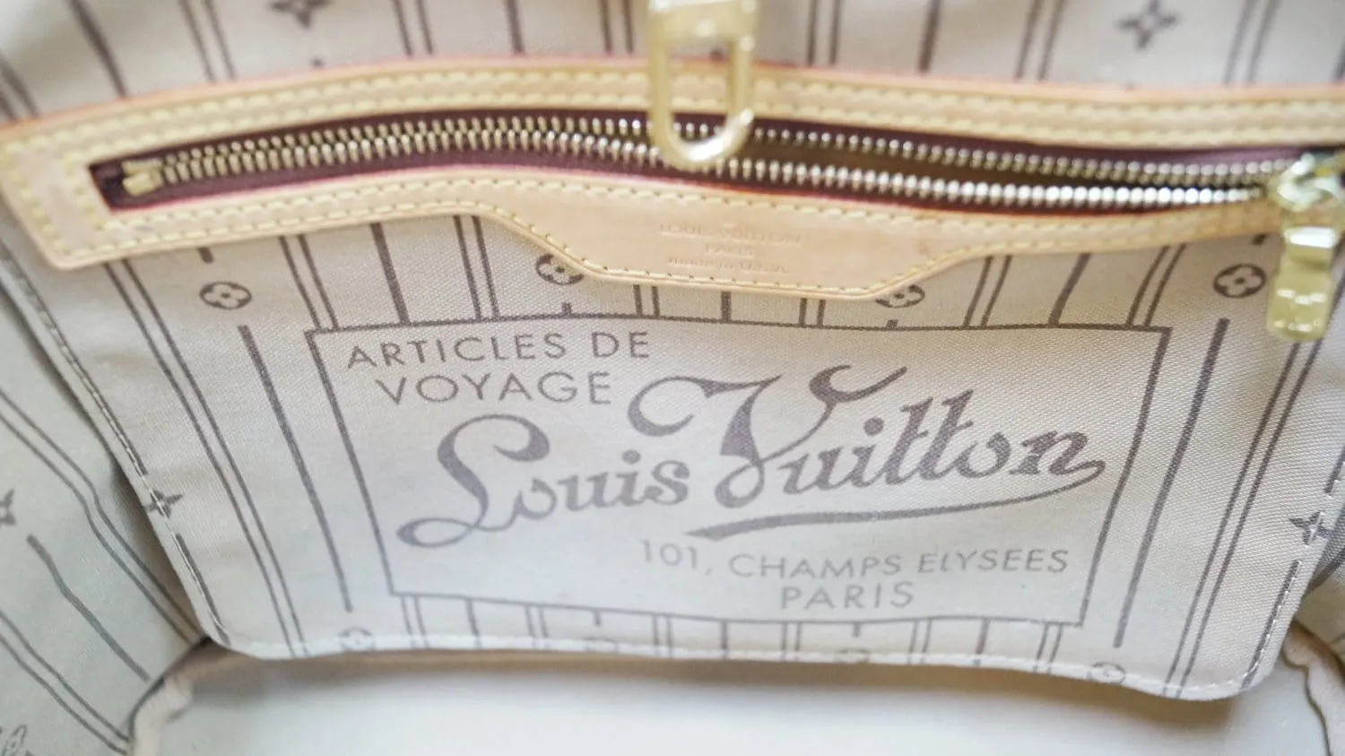 LOUIS VUITTON Monogram Canvas Neverfull PM Tote Shoulder Bag