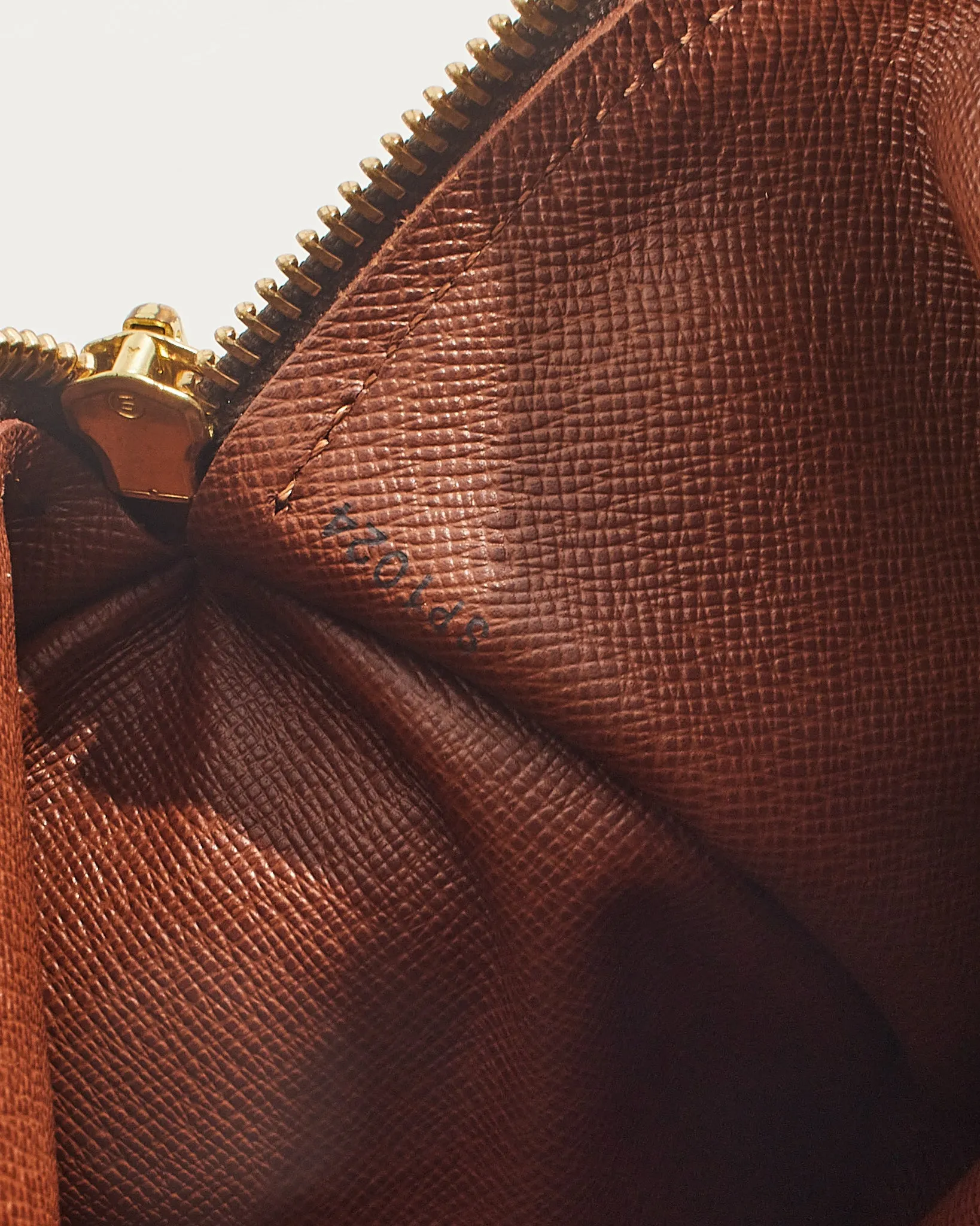 Louis Vuitton Monogram Canvas Papillon 30 Handbag
