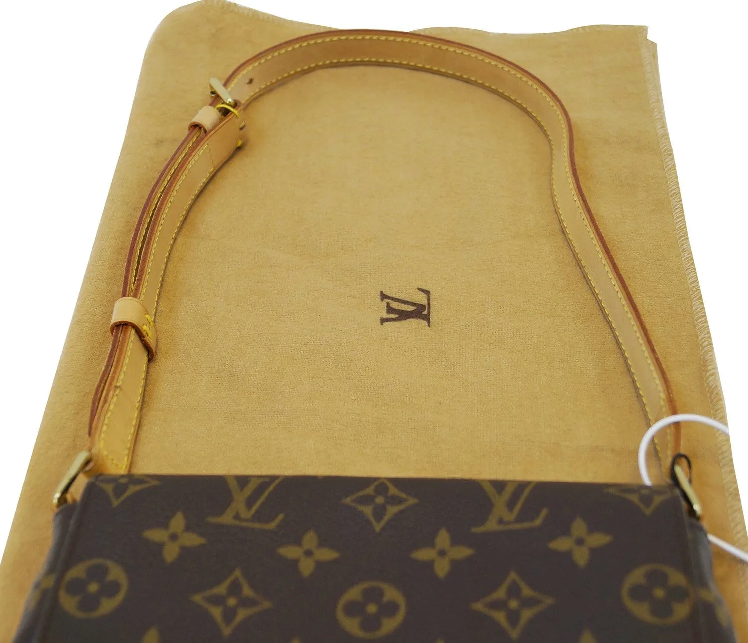 LOUIS VUITTON Monogram Musette Salsa Shoulder Bag