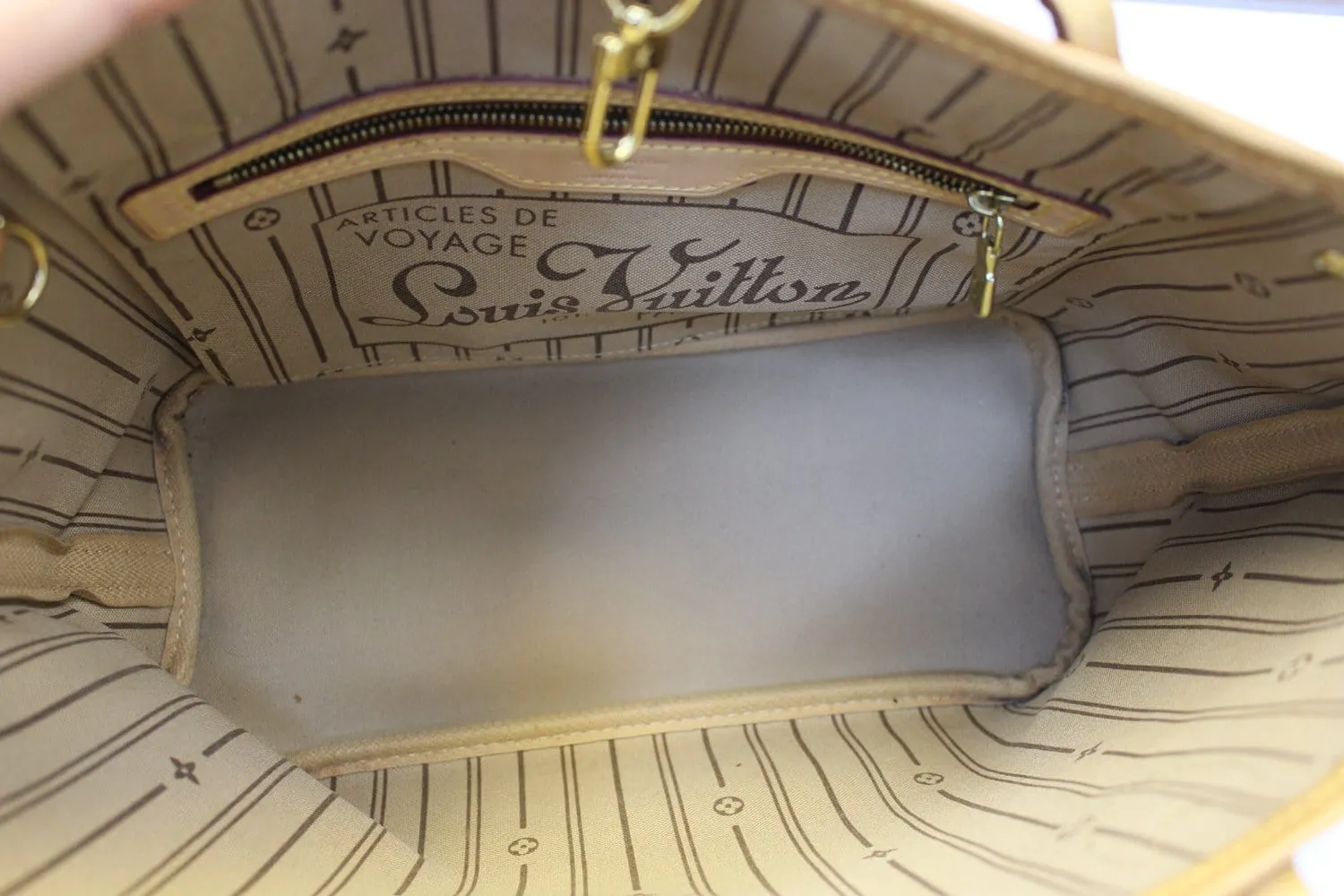 LOUIS VUITTON Monogram Neverfull PM Tote Bag