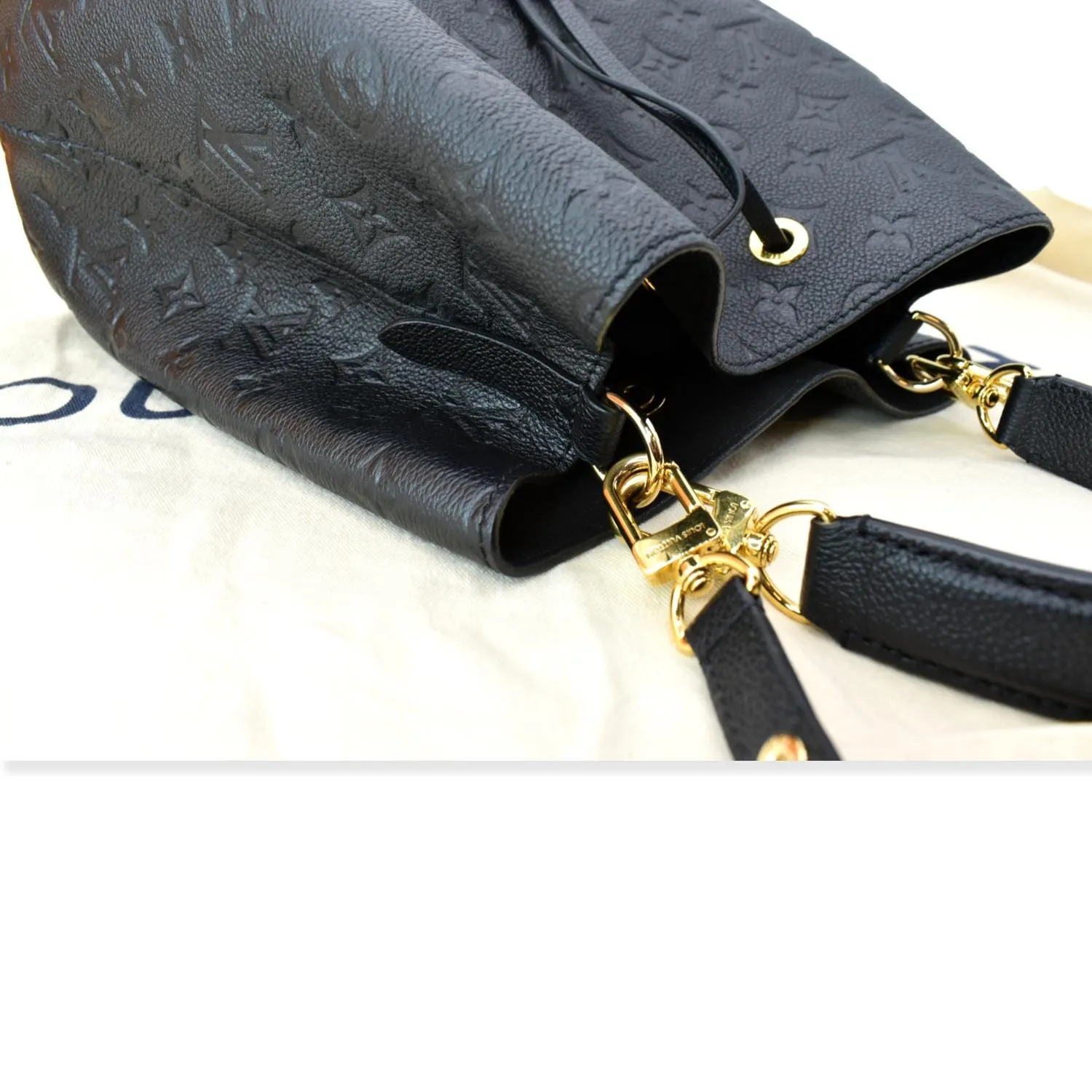 LOUIS VUITTON NeoNoe MM  Monogram Empreinte Shoulder Bag Black