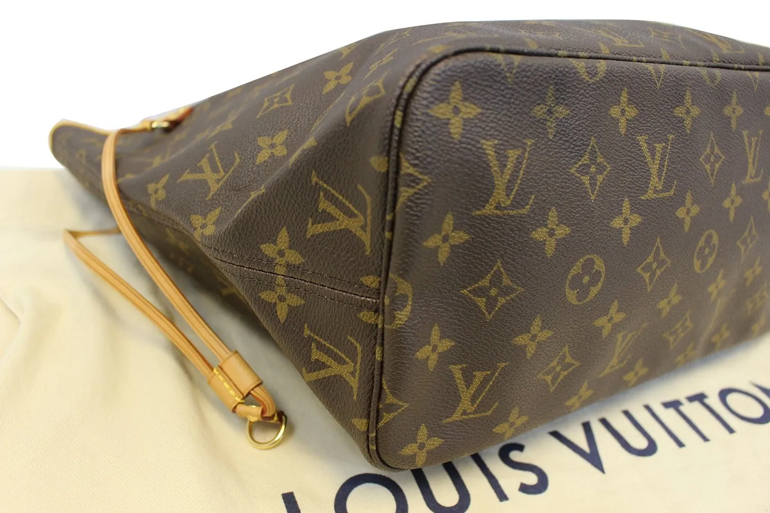 LOUIS VUITTON Neverfull MM Monogram Canvas Brown Tote Bag