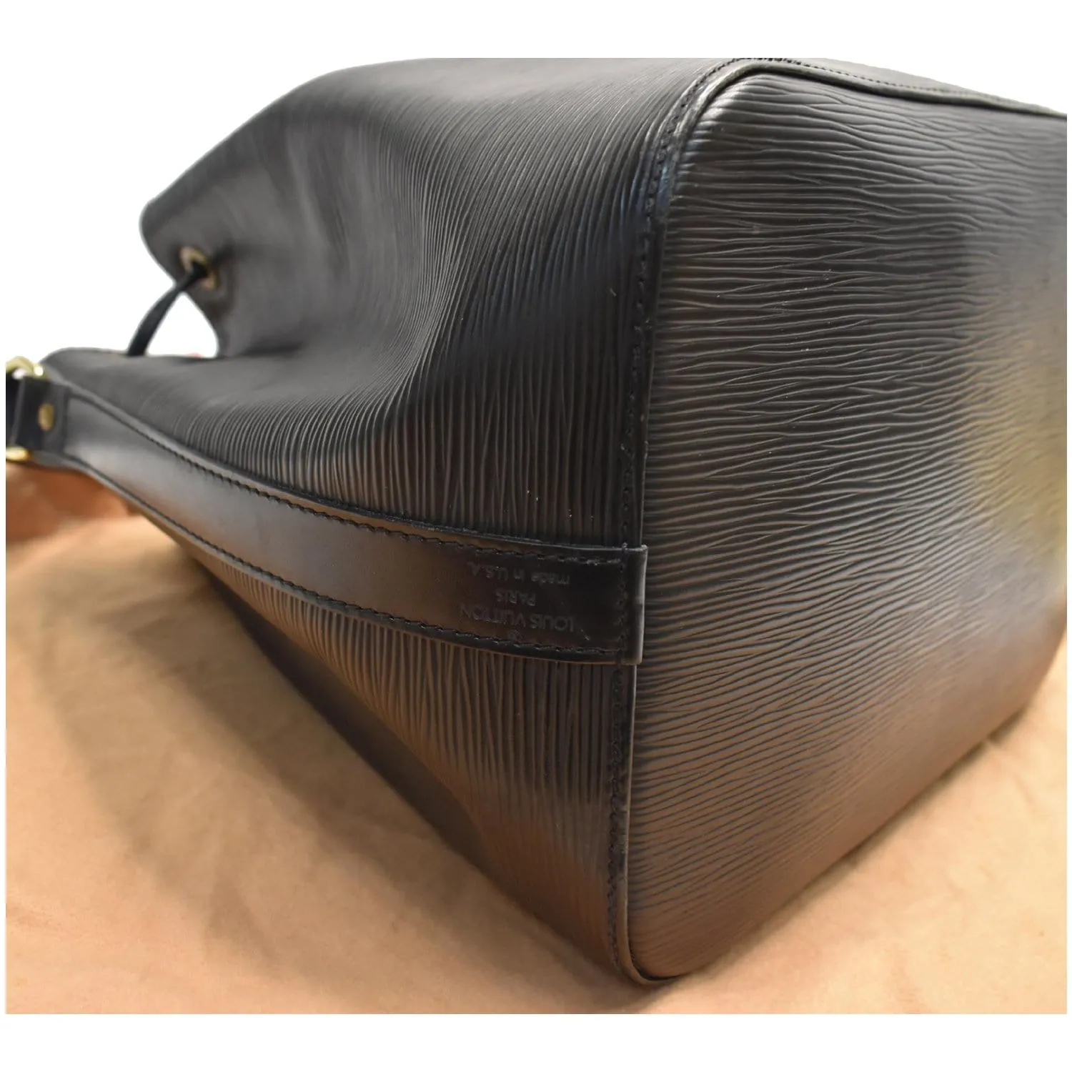 LOUIS VUITTON Petit Noe Epi Leather Shoulder Bag Black