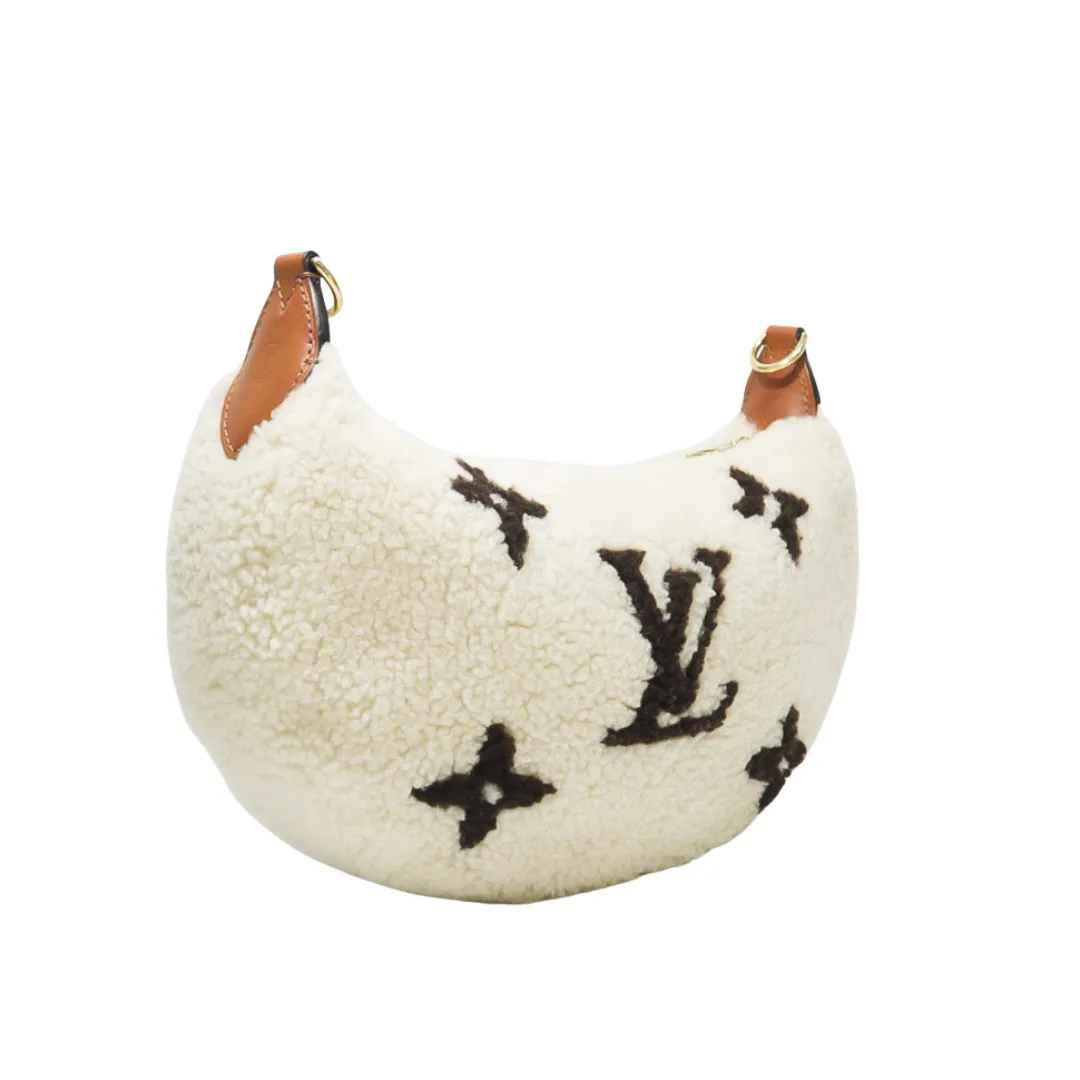 LOUIS VUITTON SKI OVER THE MOON