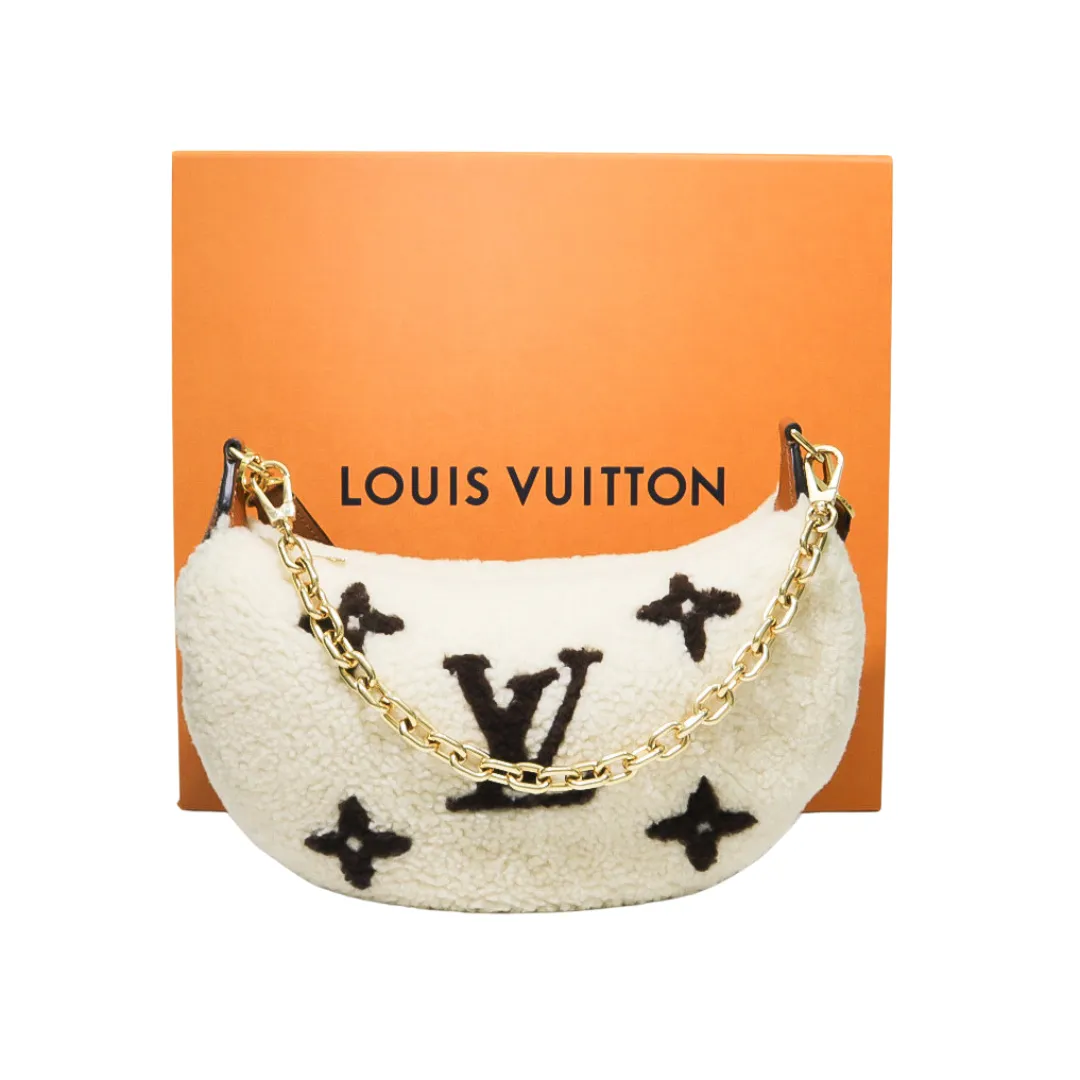 LOUIS VUITTON SKI OVER THE MOON