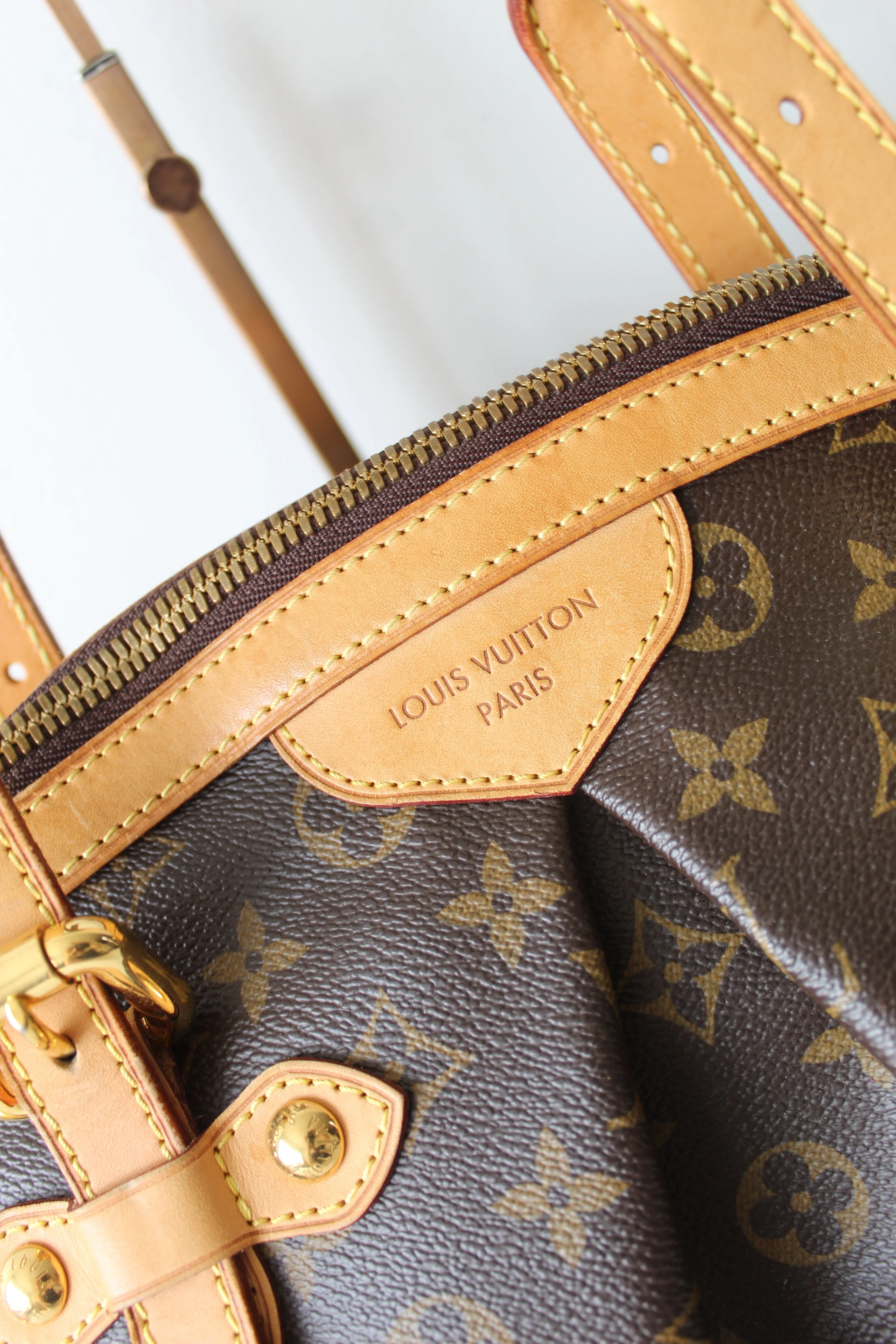 Louis Vuitton Tivoli GM