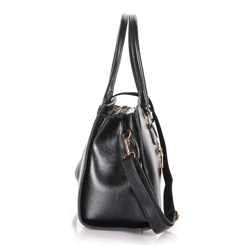 <bold>Messenger  / Crossbody Bag  <br>Vegan-Leather