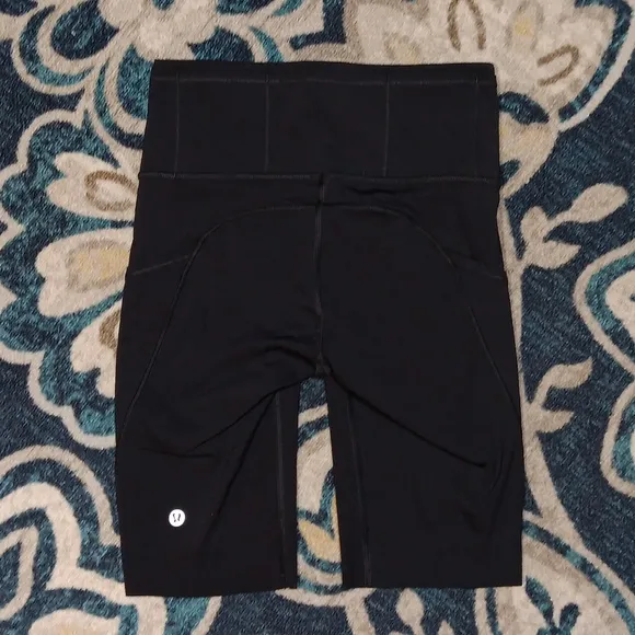 Lululemon fast and free short black athletic running shorts Women's sz 4