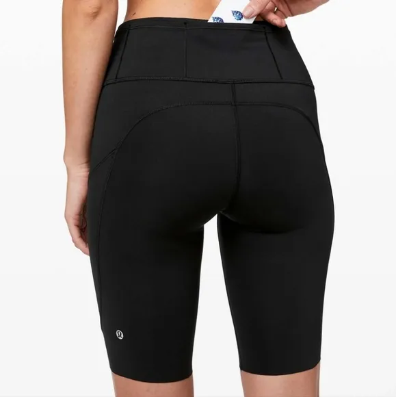 Lululemon fast and free short black athletic running shorts Women's sz 4