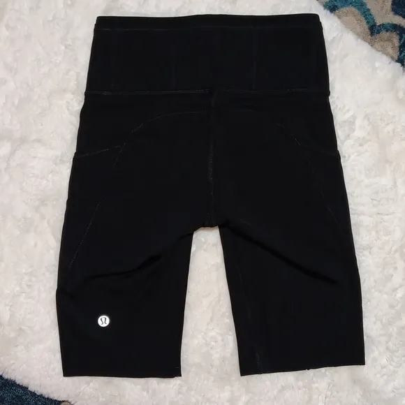 Lululemon fast and free short black athletic running shorts Women's sz 4