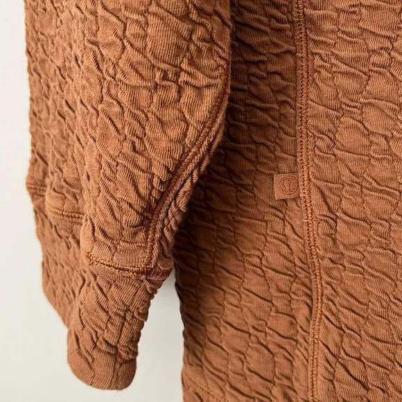 Lululemon | Rippled V-Neck Pullover Copper Brown 12