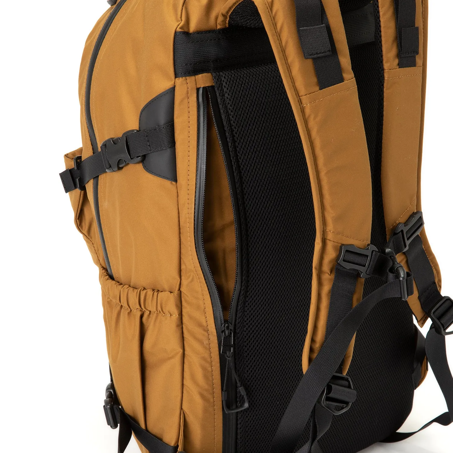 MACOLE | マコール　"harness pack"brethatec