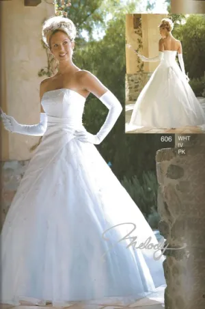 Melody Size 16 606 White Informal