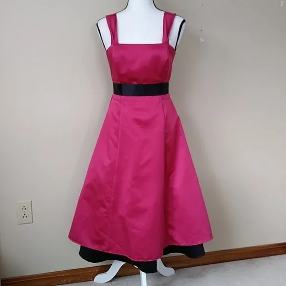 Michaelangelo Formal Evening Gown Dress 8 Red Black