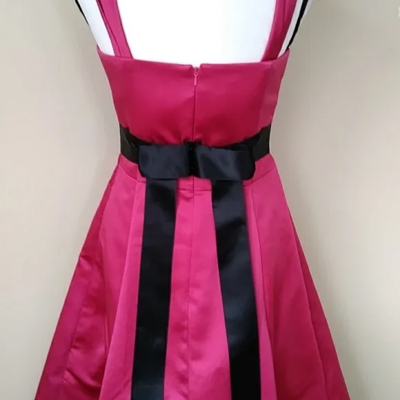 Michaelangelo Formal Evening Gown Dress 8 Red Black