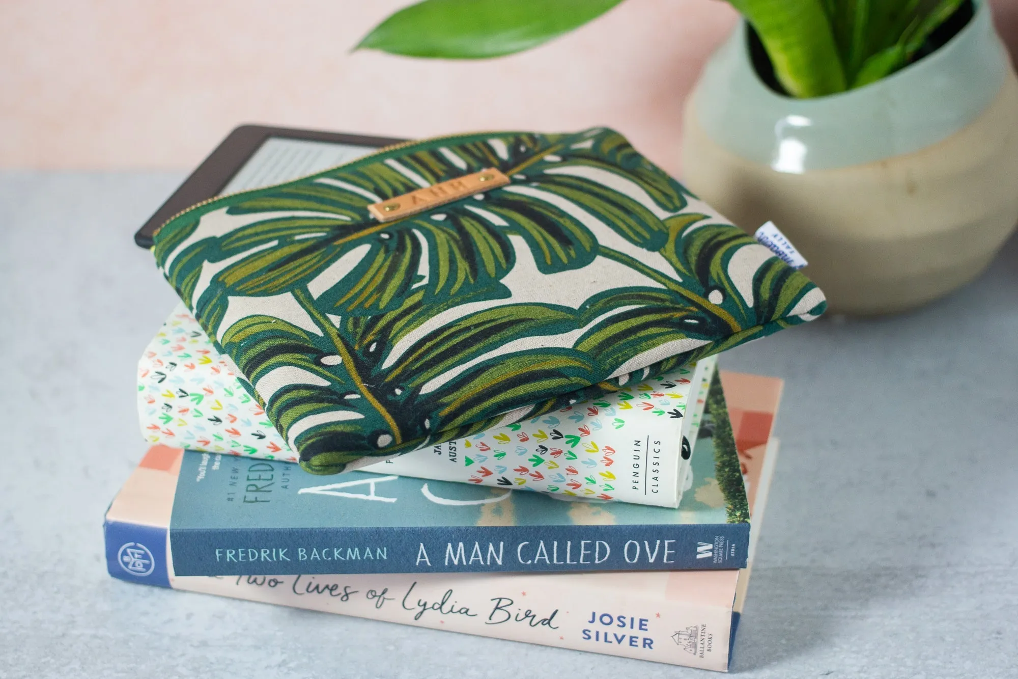 Monstera eReader Case