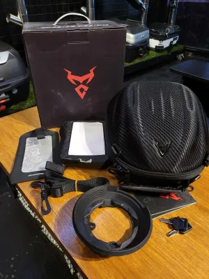 MOTOCENTRIC TANK BAG (CARBON)