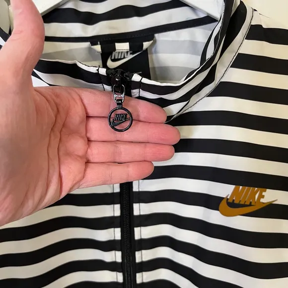 Nike Womens Black WhiteStripe Full Zip Jacket Windbreaker Gold Swoosh L