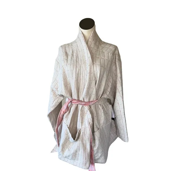 NWT Yoga Therma-FIT Luxe Reversible Sweater Cardigan Coat Pink White 2X