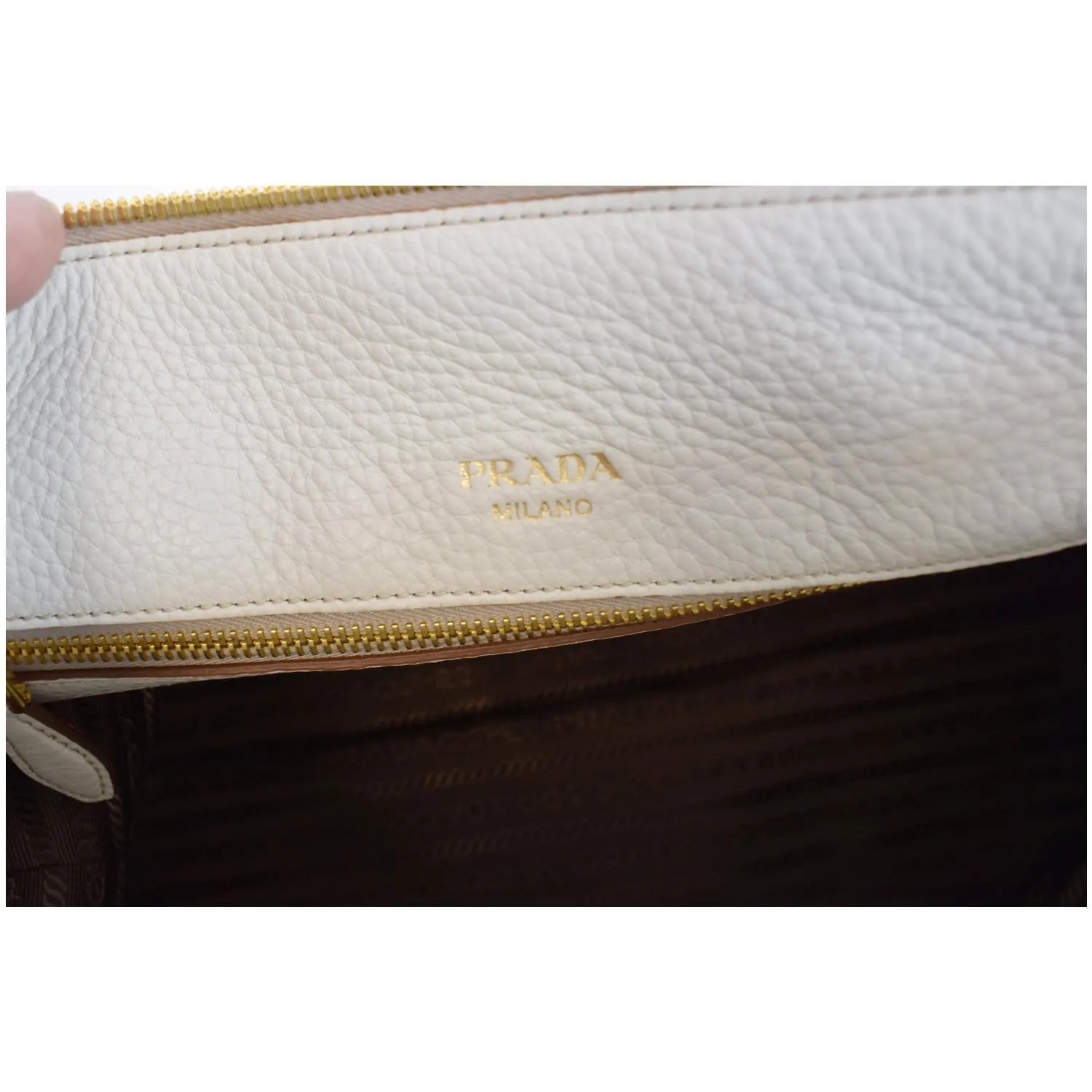 PRADA Vitello Daino Pebbled Leather Zip Tote Shoulder Bag White