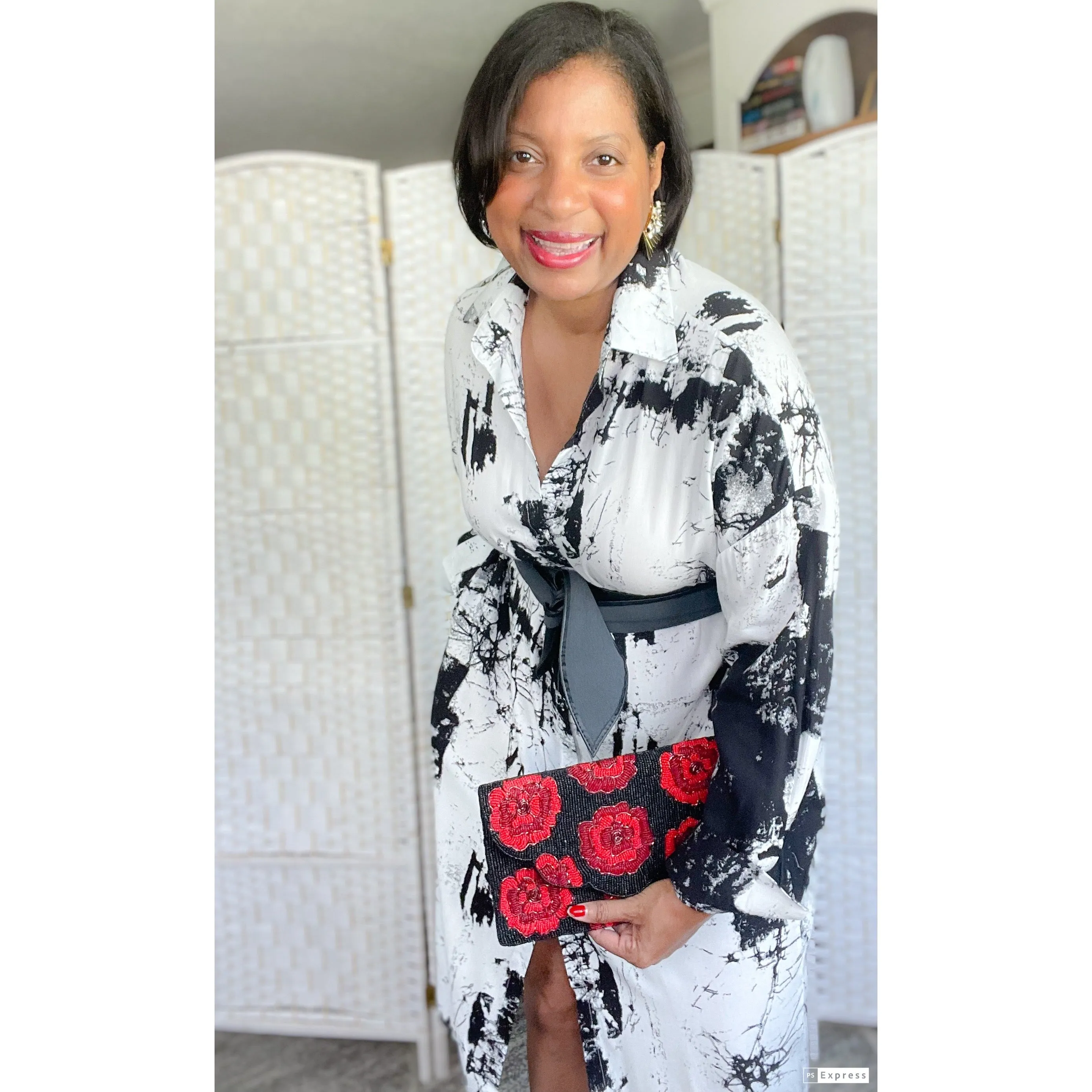 So Me Black & White Dress (Curvy)
