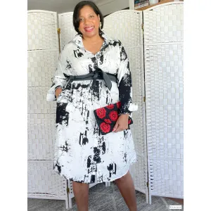 So Me Black & White Dress (Curvy)