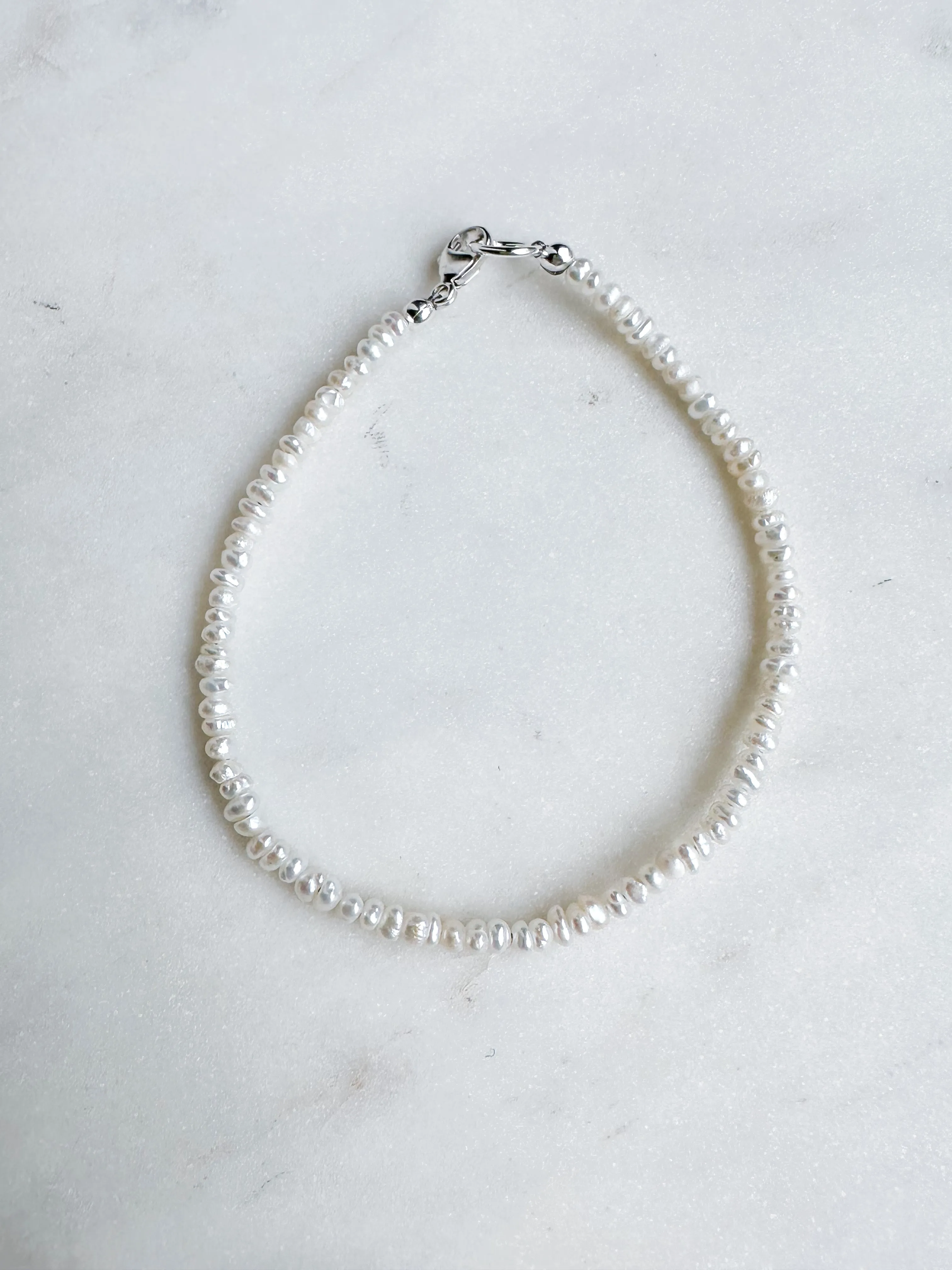 Strand of Pearl Bracelet