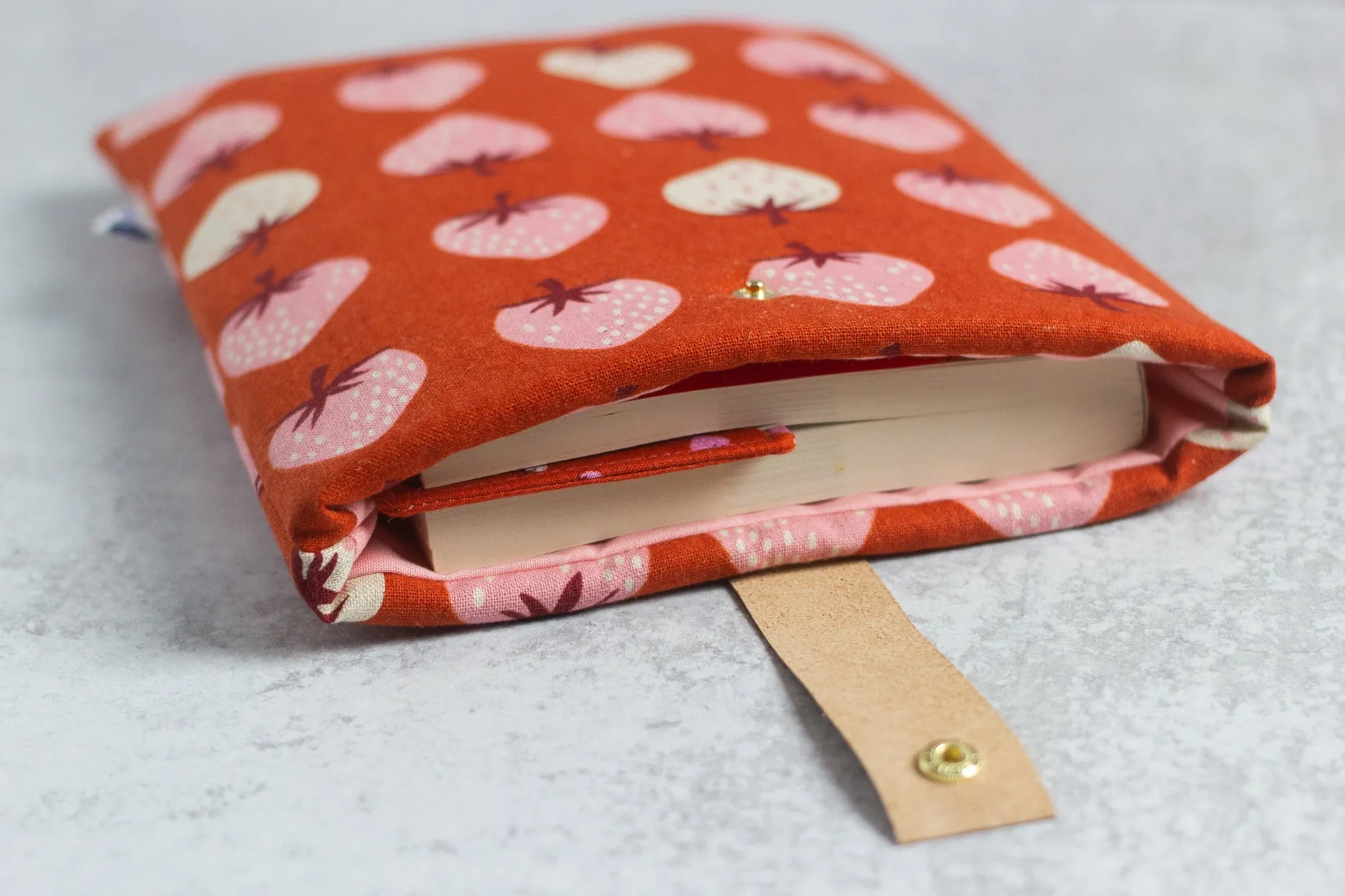 Strawberry Book Sleeve