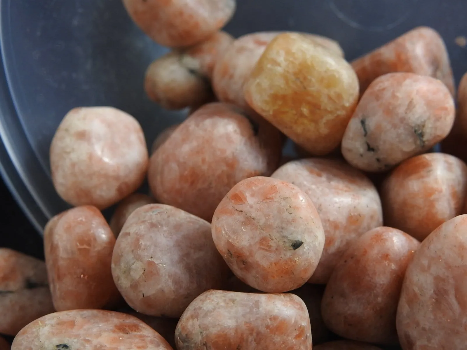 Sunstone Tumbled 1 lb portion