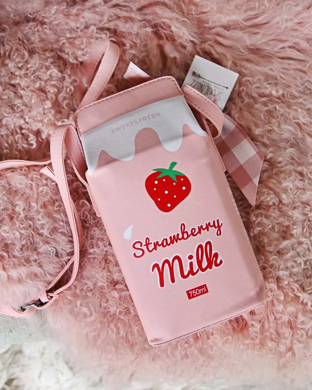 Sweet & Fresh Tote in Strawberry