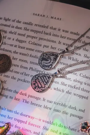 The Thirteen necklace
