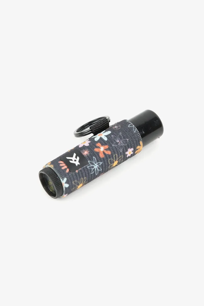 Thread 22 Lip Balm Holder