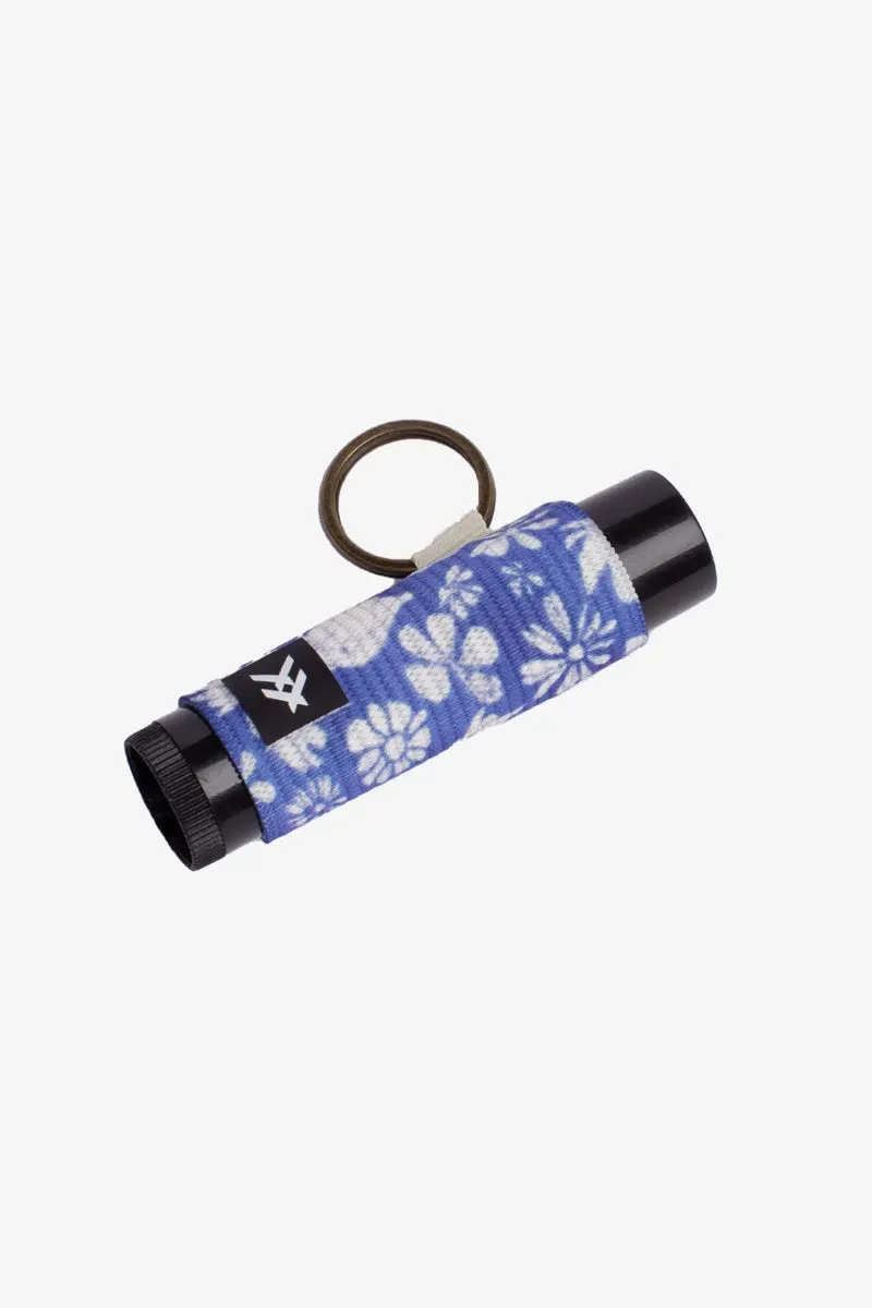 Thread 22 Lip Balm Holder
