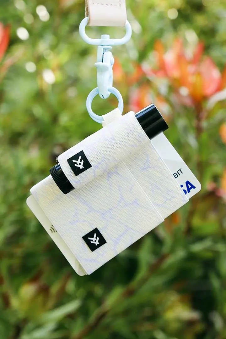 Thread 22 Lip Balm Holder