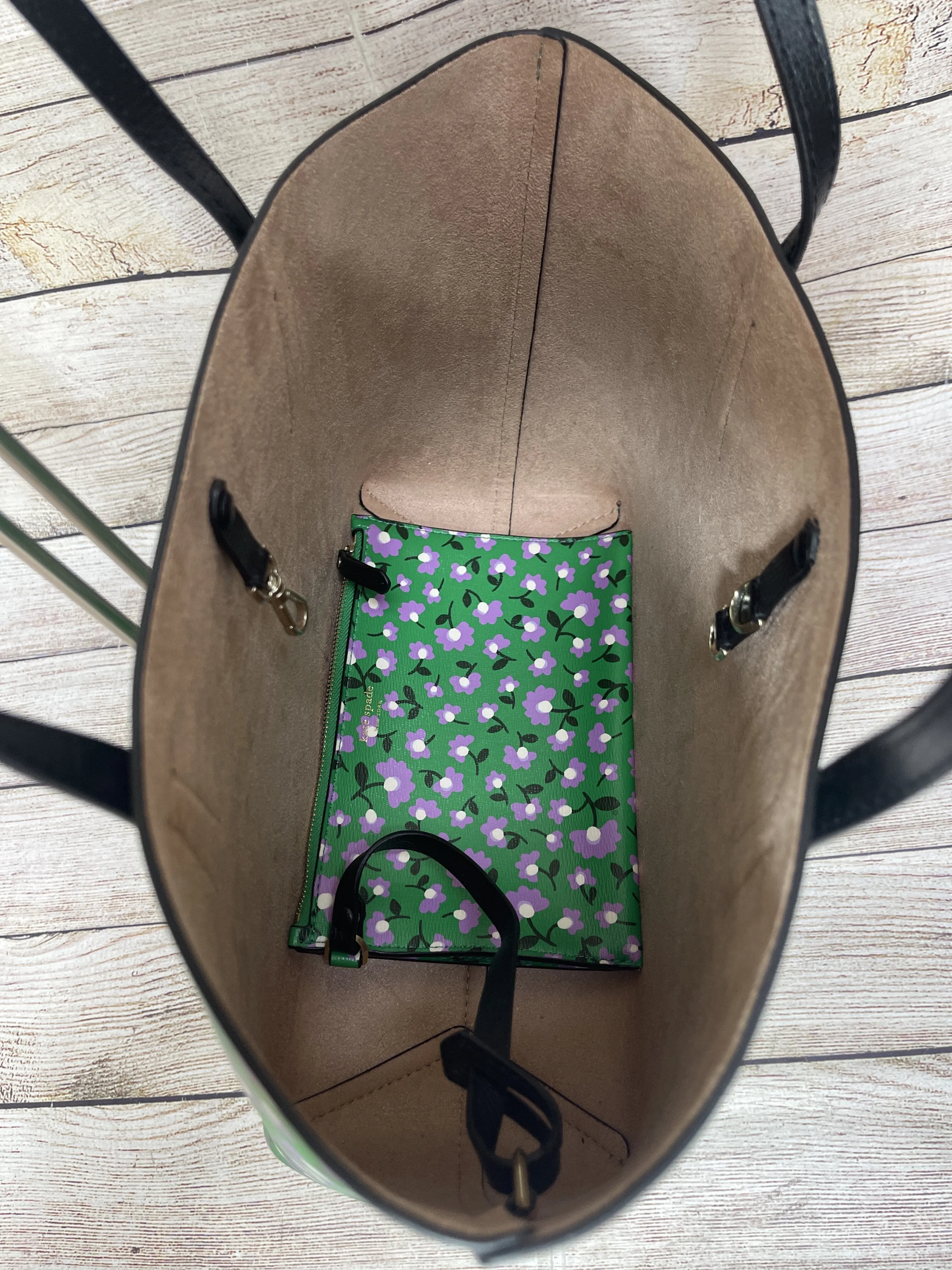 Tote Designer By Kate Spade  Size: Medium
